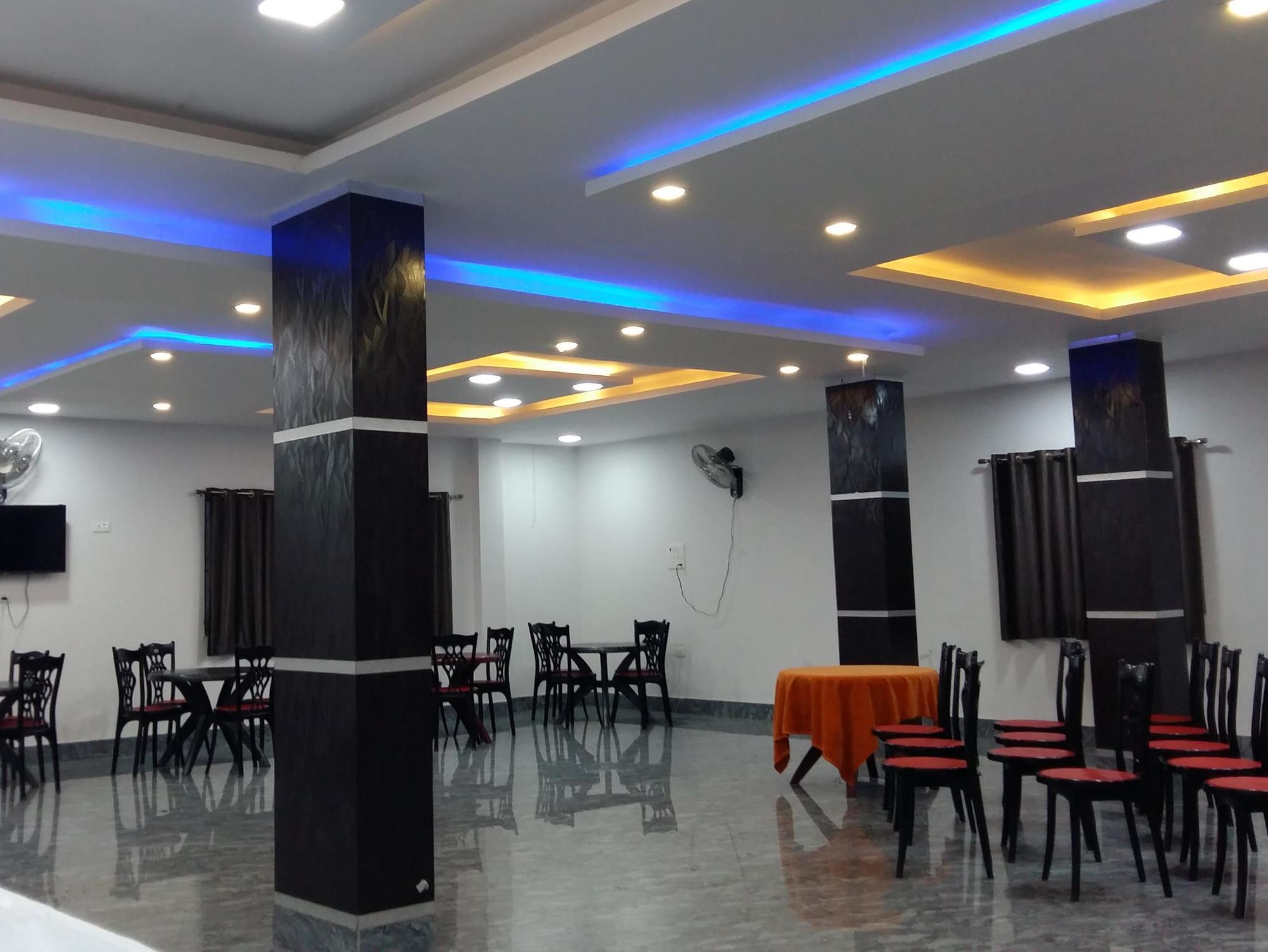 Hotel Rajkamal Deoghar Buitenkant foto