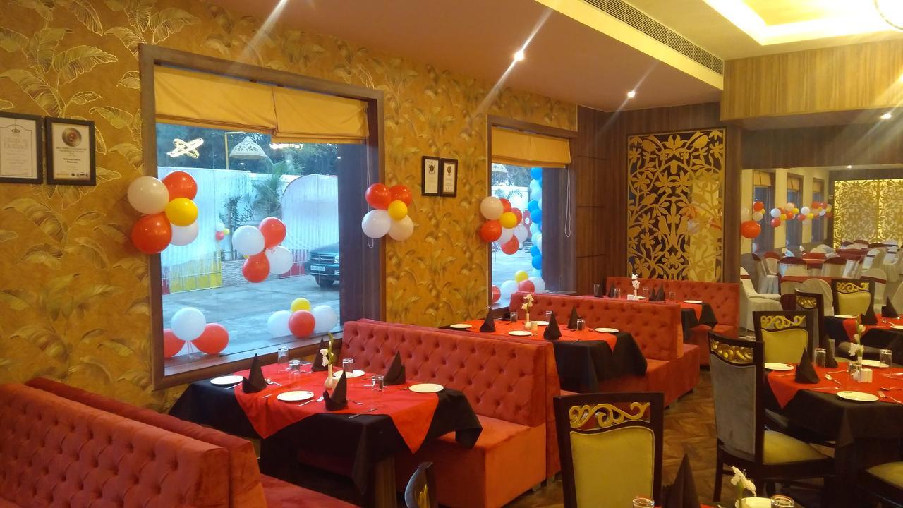 Hotel Rajkamal Deoghar Buitenkant foto