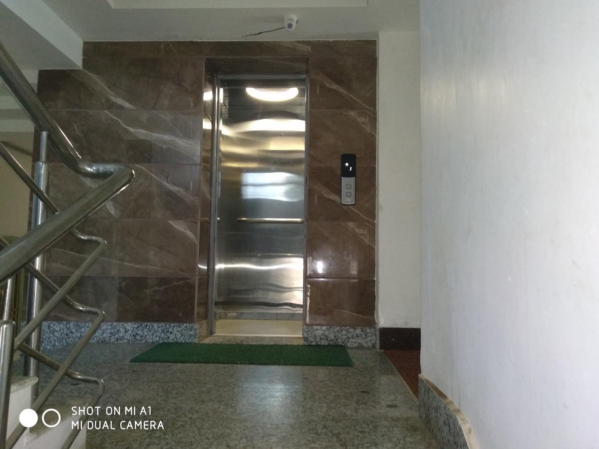 Hotel Rajkamal Deoghar Buitenkant foto