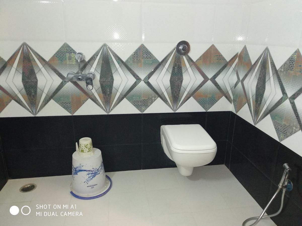 Hotel Rajkamal Deoghar Buitenkant foto